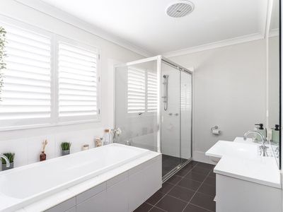 2 Handley Street, Helensburgh