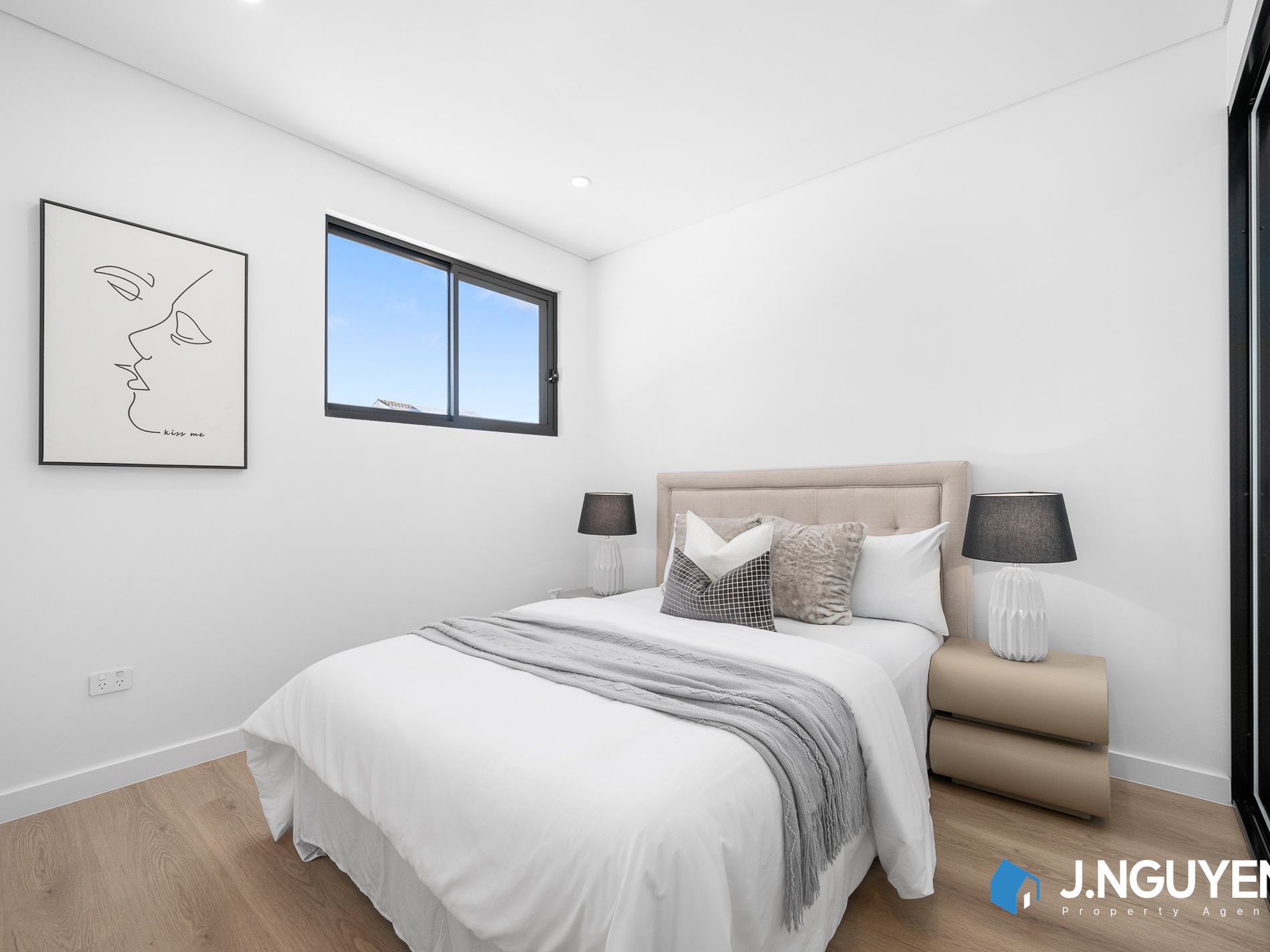 8 Clarence Street, Canley Heights