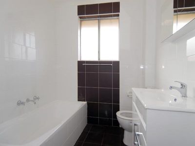 4 / 39-41 Cobar Street, Dulwich Hill