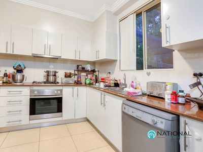 2 / 58 Ferndale Close, Constitution Hill