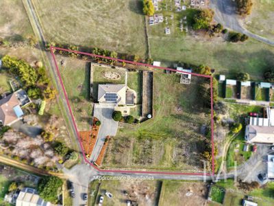 2 Andrea Court, Pontville