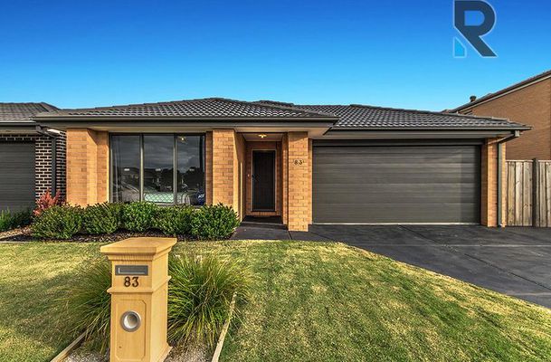 83 Greenvale Gardens Boulevard, Greenvale