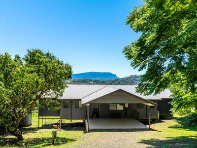 711 Mountain Top Road, Nimbin