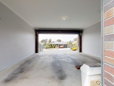 16 St George Park Drive, Kangaroo Flat