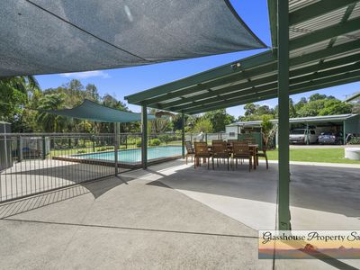 24 Barrs Road, Glass House Mountains