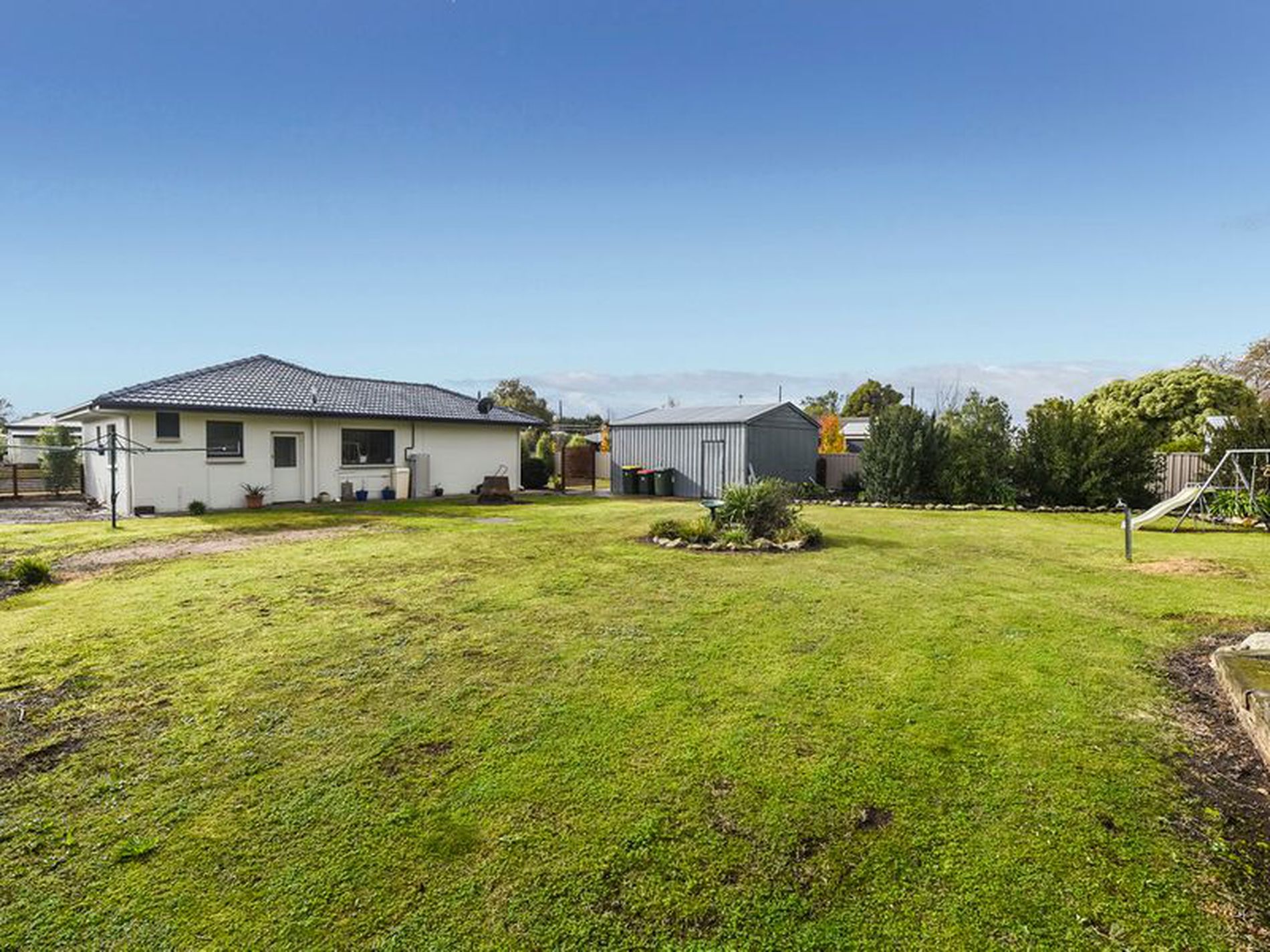 27 Second Street, Millicent