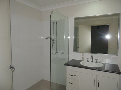 2 / 6 Chifley Court, Moranbah