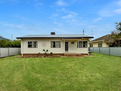 8 Facey Street, Forbes