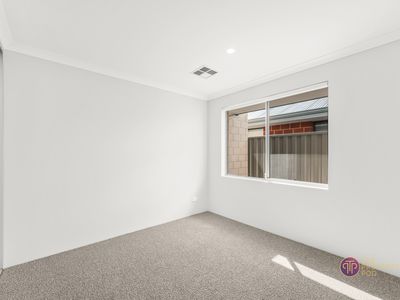 6 Ross Street, Byford