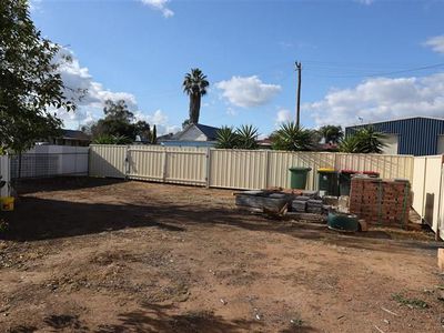 2 Rae Street, Forbes