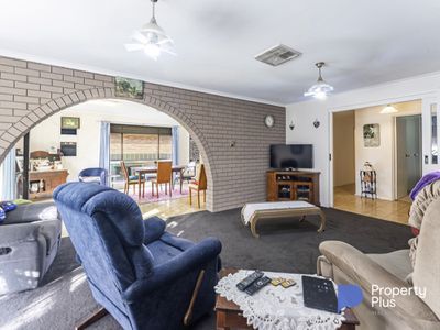 9-11 Clare Avenue, Lockington