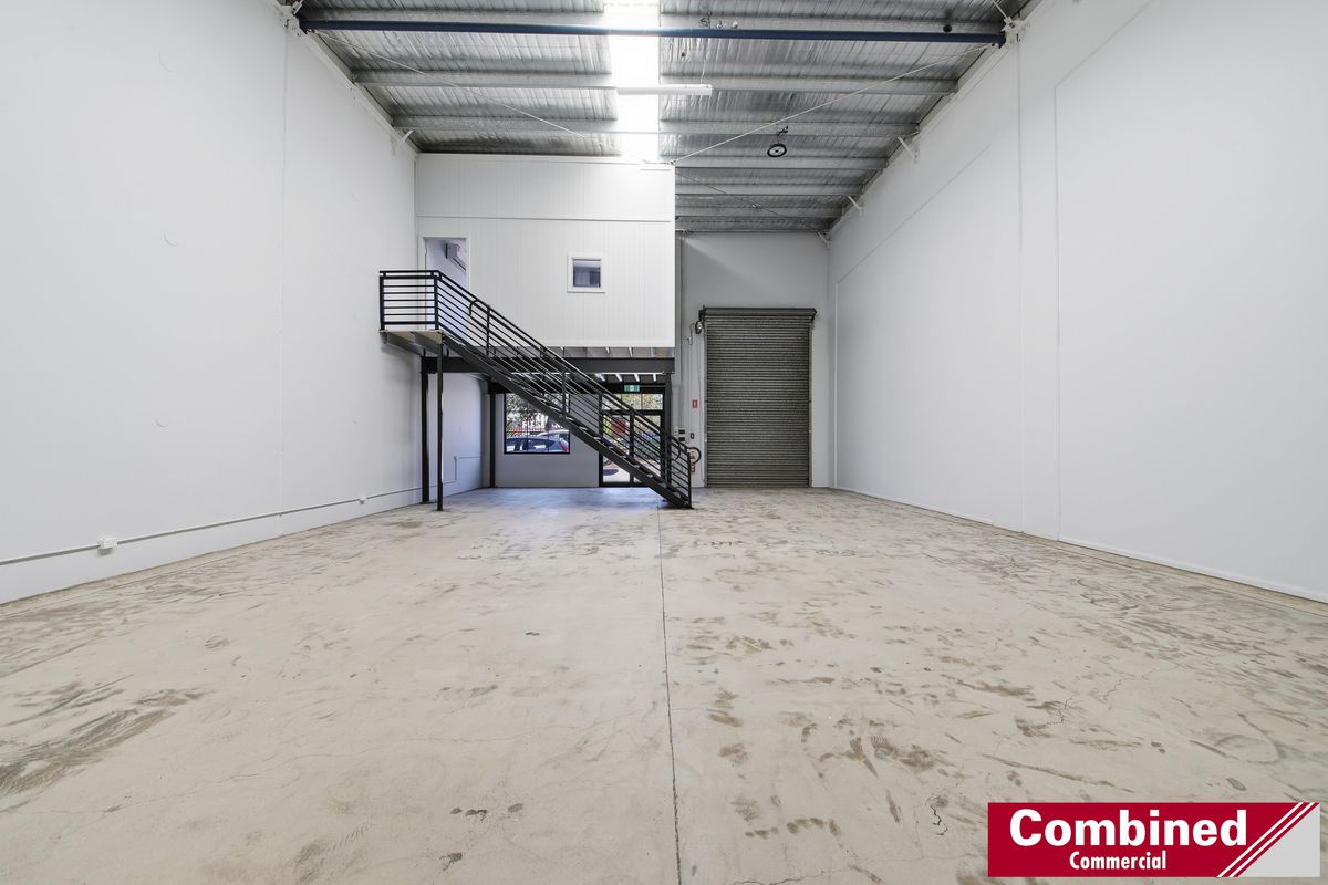 2 / 7 Maxwell Place, Narellan