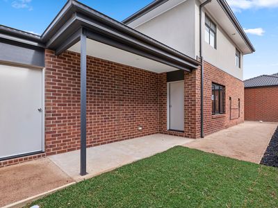 4 Levittown Rise, Werribee