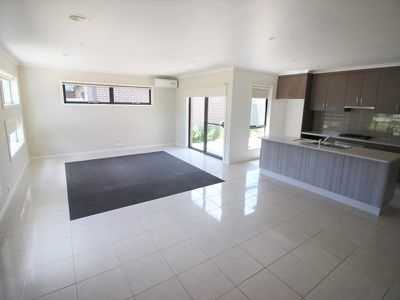 2 / 36 Benita Place, Leopold