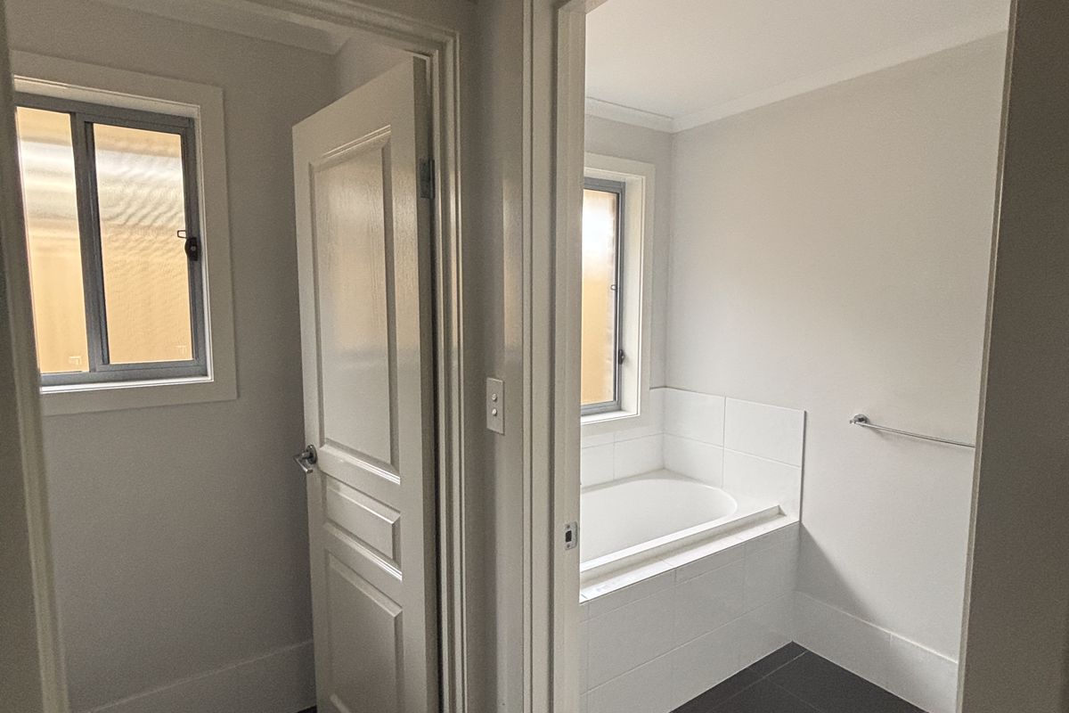 836 Grand Boulevard, Seaford Meadows