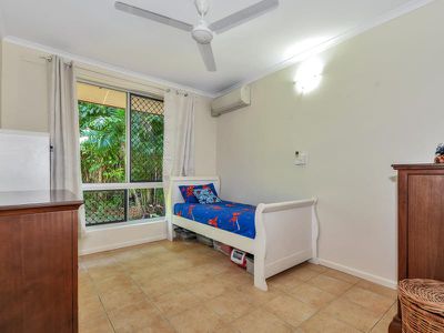 41 Cornwallis Cct, Gray