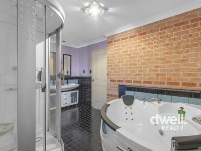 69 Tallyan Point Road, Basin View
