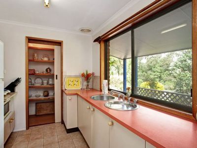 37 Pacific View Drive, Tinbeerwah