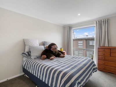 8 Oioi Road, Hobsonville