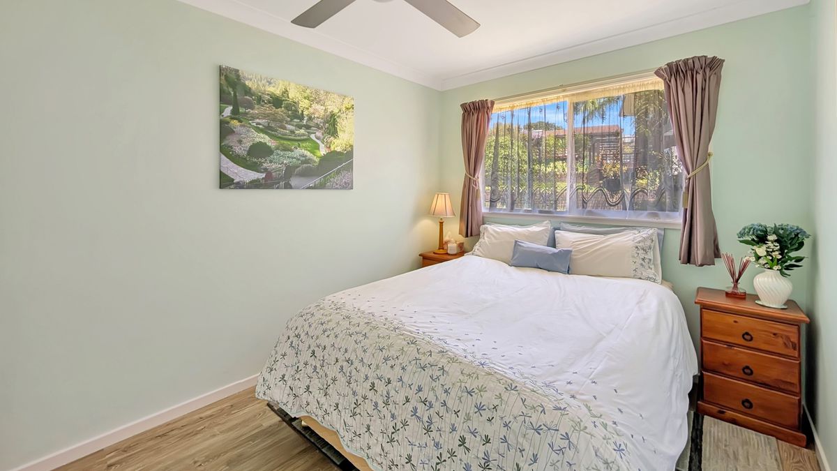 5 Tarourga Place, Dalmeny