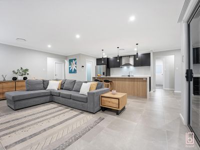21 Piper Avenue, Cooranbong