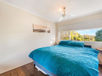 16 Dickens Road, Ambarvale