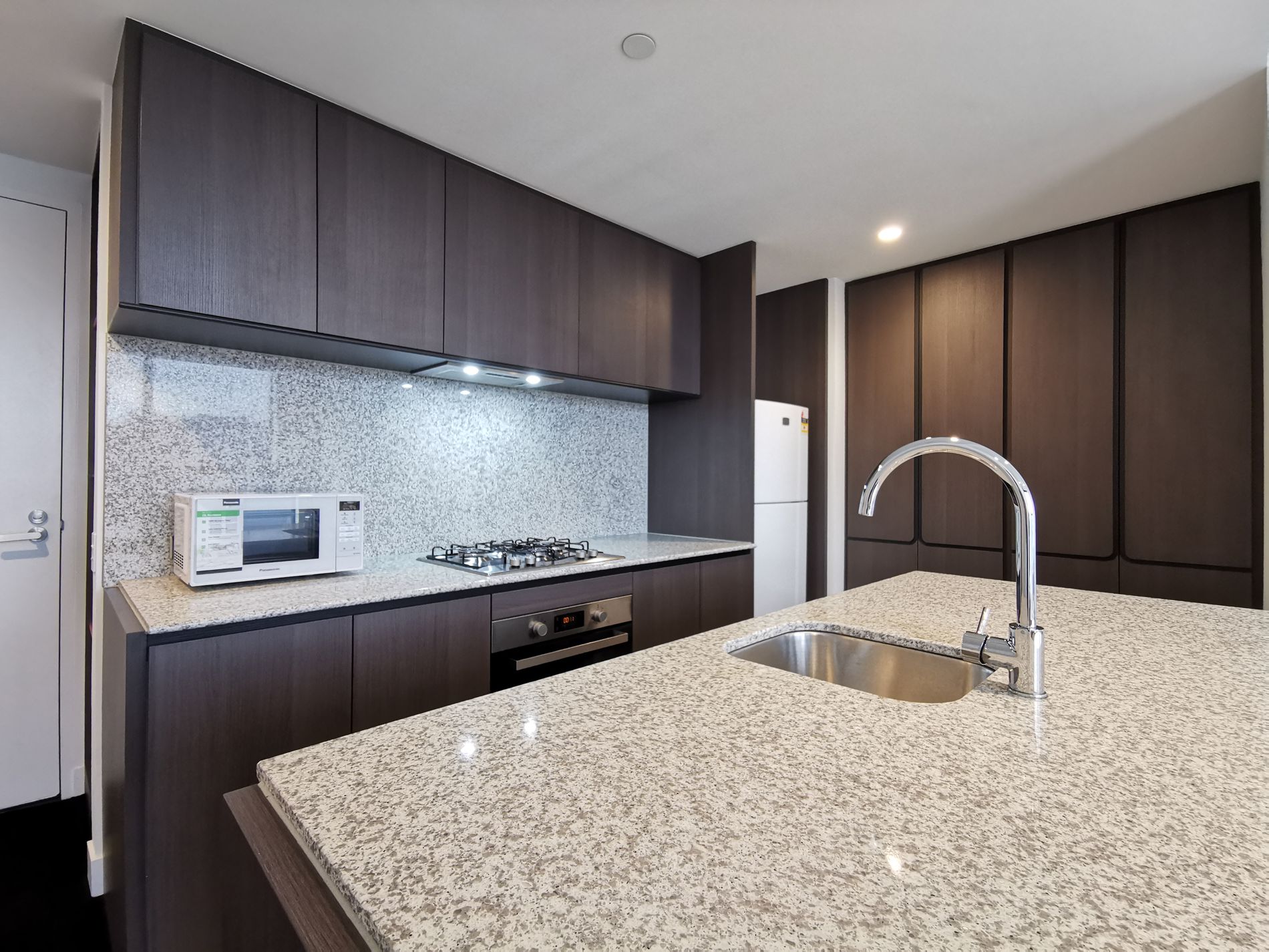 1112 / 160 Victoria Street, Carlton