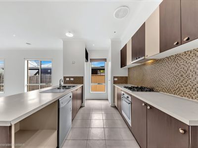 7 Jells Place , Caroline Springs