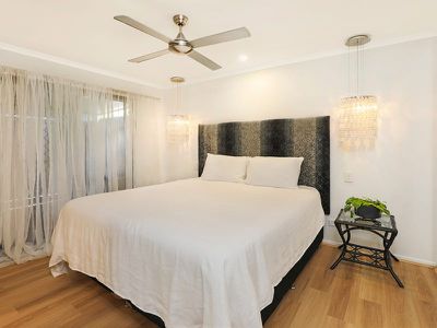 48 Nicklin Way, Parrearra