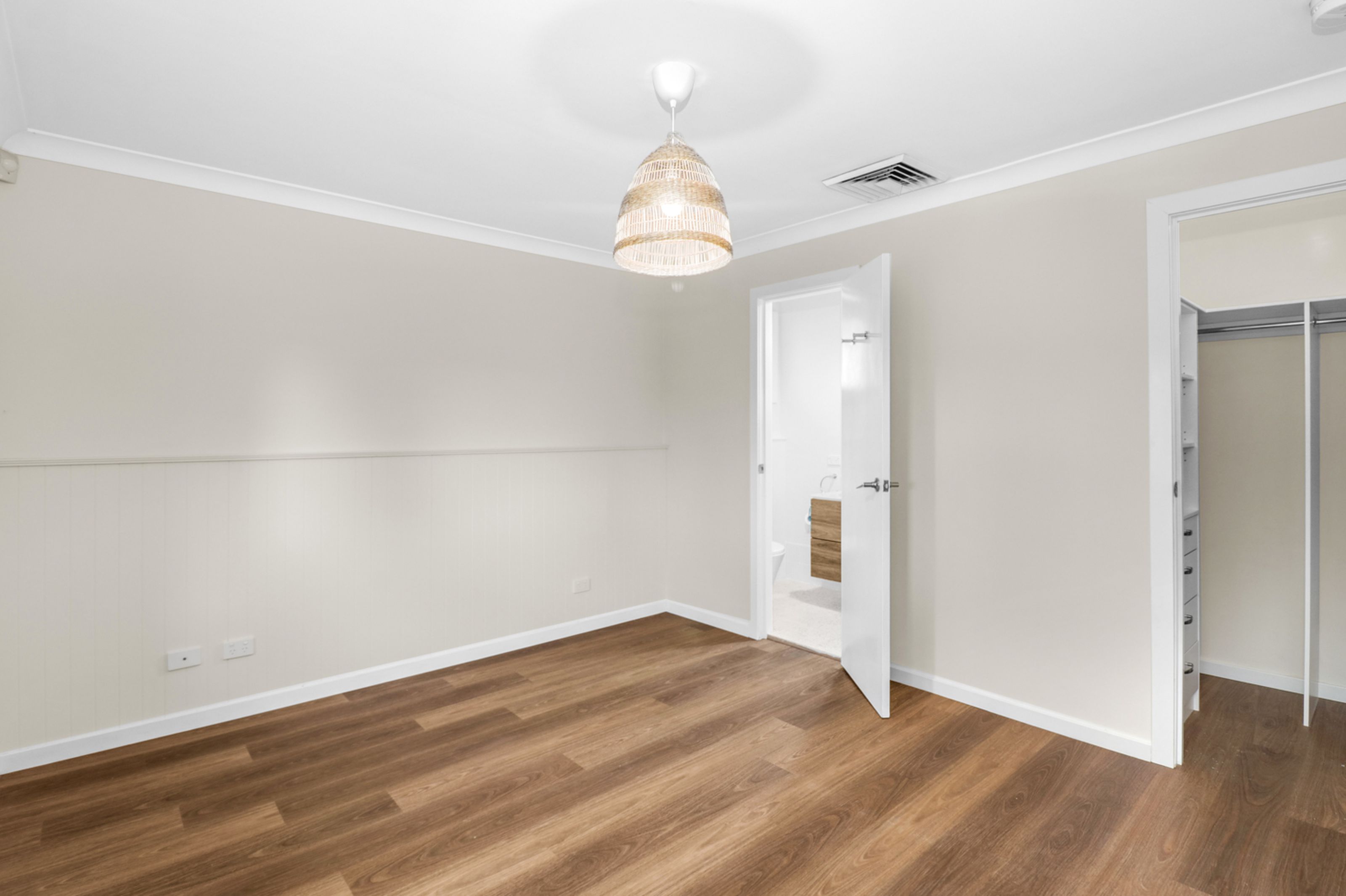 116 Garswood Road, GLENMORE PARK