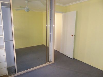 33 Mclaren Place, Ingleburn
