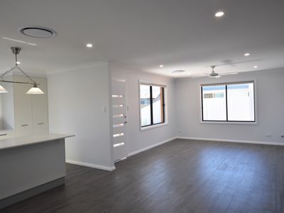 2 / 1 George Street, Dubbo