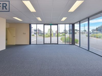 1/28 Hammond Road, Cockburn Central