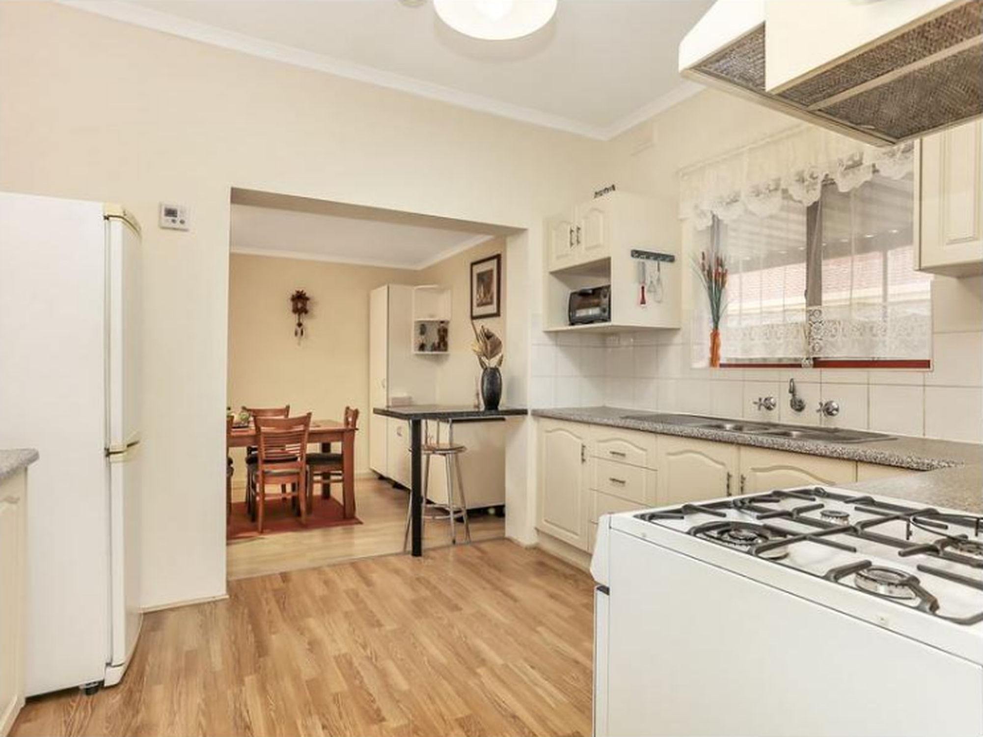 11 Pipers Avenue, Windsor Gardens