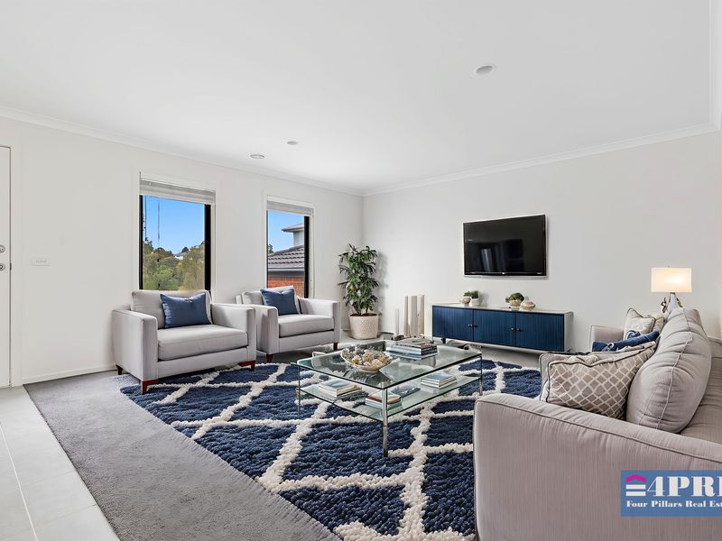 8 Hadlow Court, Sunbury, Sunbury - Thumbnail 3