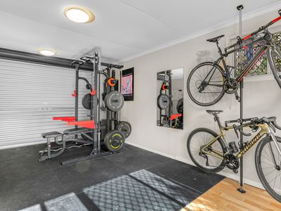 1 Mirimiri Close, Jindalee