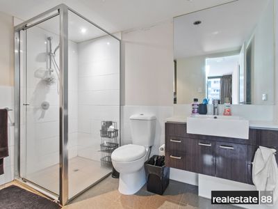 17 / 143 Adelaide Terrace, East Perth