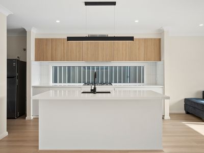 34 White Cedar Circuit, Huntley
