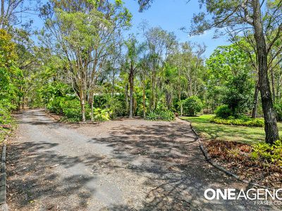 22 Senor Avenue, Urangan