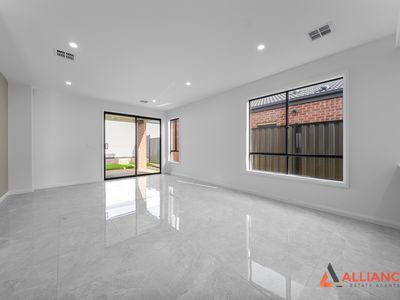 10 Mound Avenue, Donnybrook