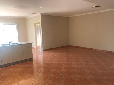 3 / 7 Altair Place, Hinchinbrook