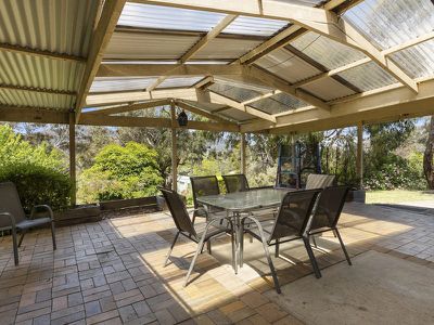 24 Pioneer St, Tallarook