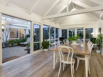 16 Lever Avenue, Blairgowrie