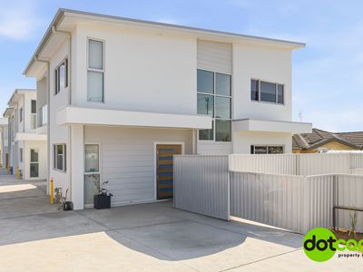 1 / 286 Main Road, Toukley