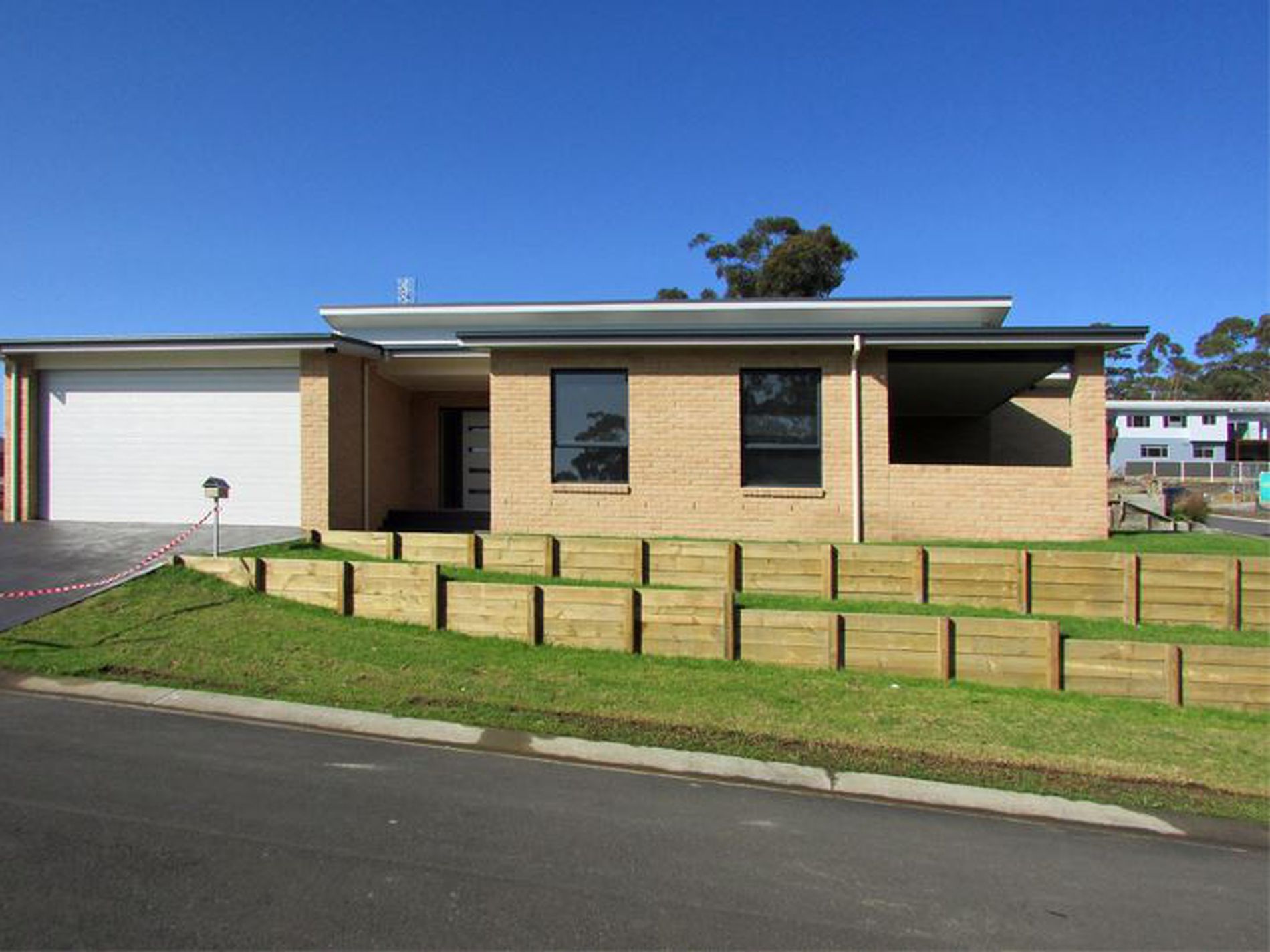 2 Fan Palm Court, Ulladulla