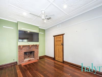 64 London Street, North Perth