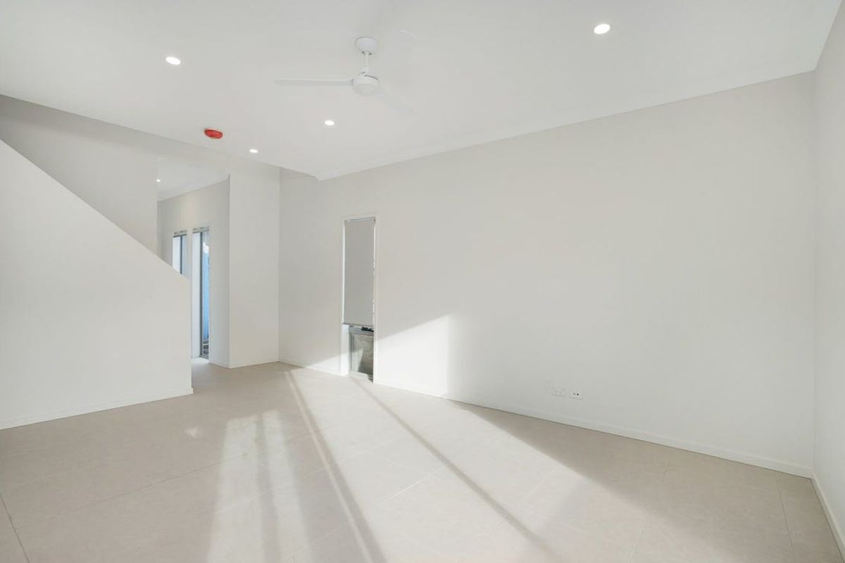 8 / 231 Government Road, Labrador