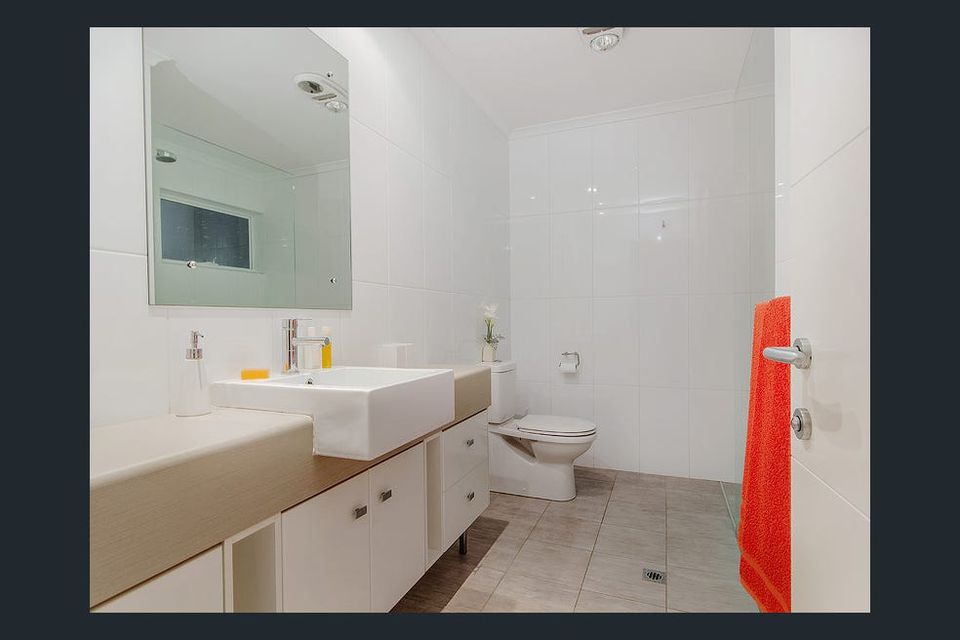 2 / 216 Arcadia Dr, Shoalwater