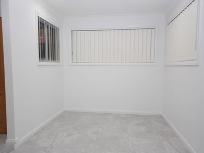 14a  Ayres Crescent, Georges Hall