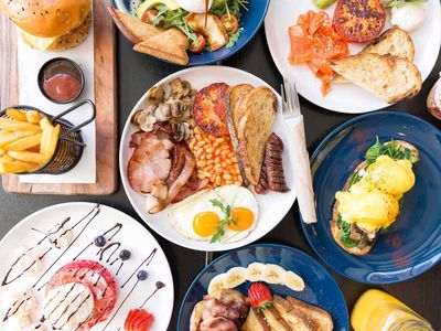 Profitable Turnkey Café  in Miranda